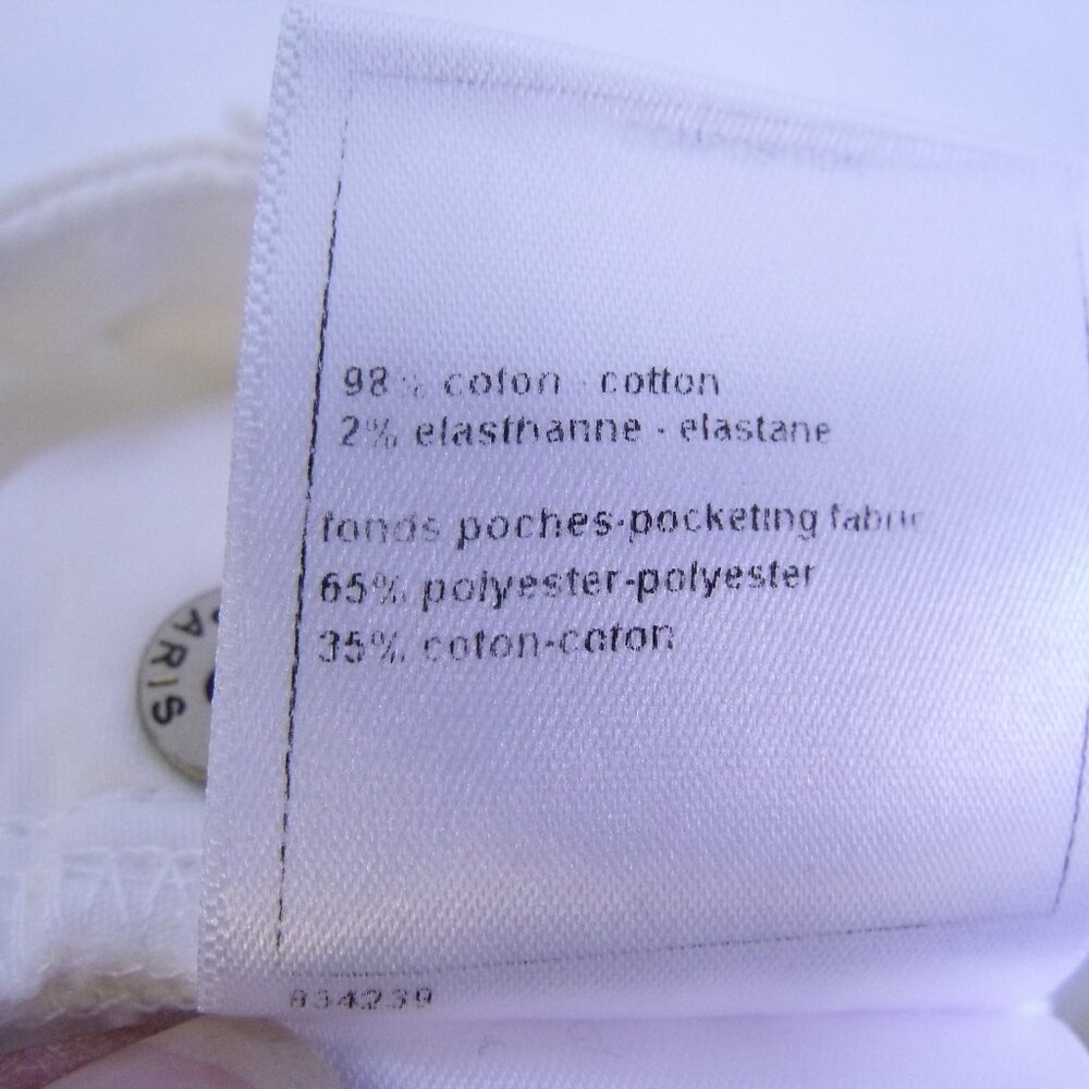 Chanel Cropped Jeans CC Buttons - Picture 10 of 15